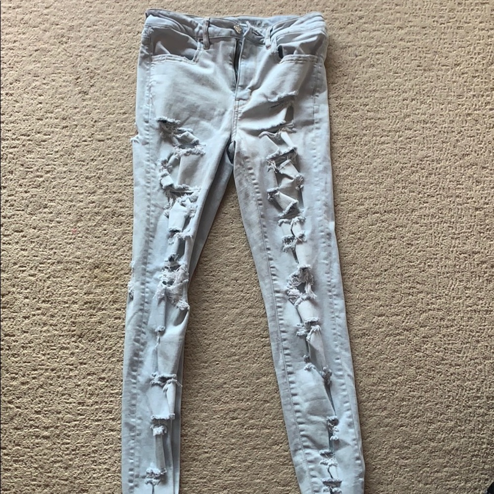 AMERICAN EAGLE RIPPED SKINNY JEANS SUPER STRETCH